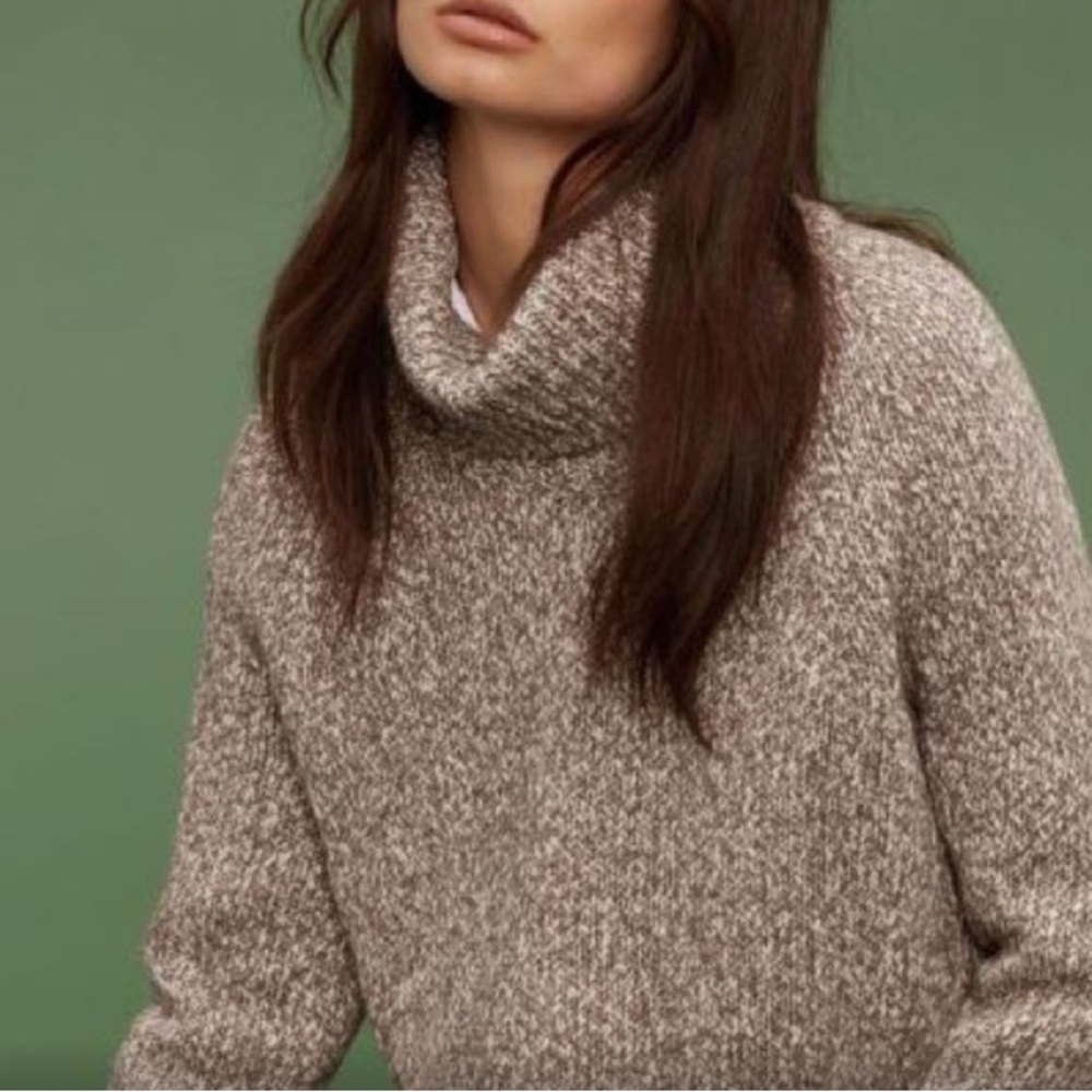 Community Plutarch Sweater